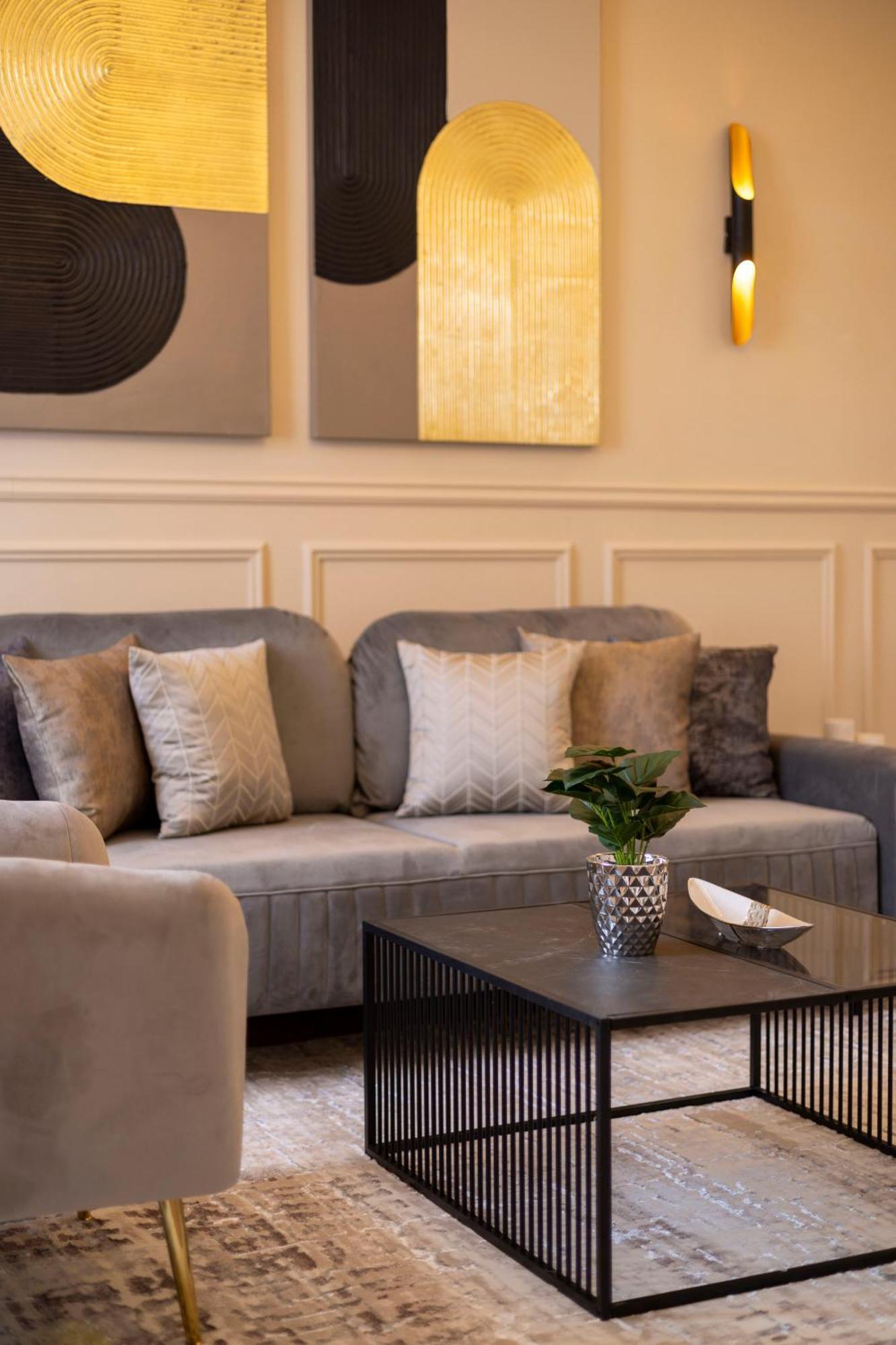 Luxury & Classy Central Apartment With 3Bedrm, 2Bathrm 부다페스트 외부 사진