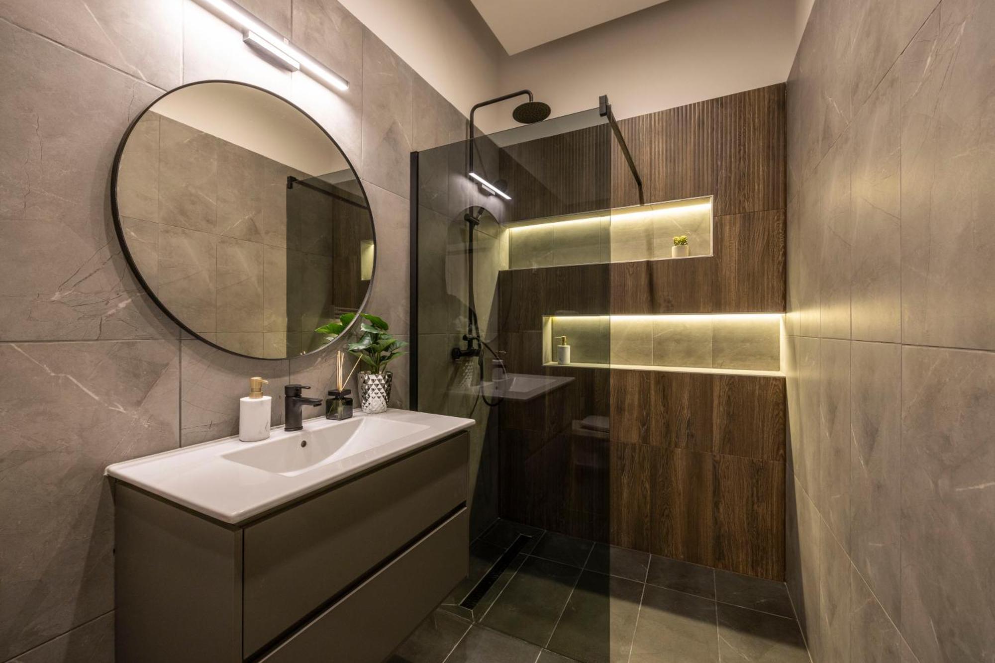 Luxury & Classy Central Apartment With 3Bedrm, 2Bathrm 부다페스트 외부 사진
