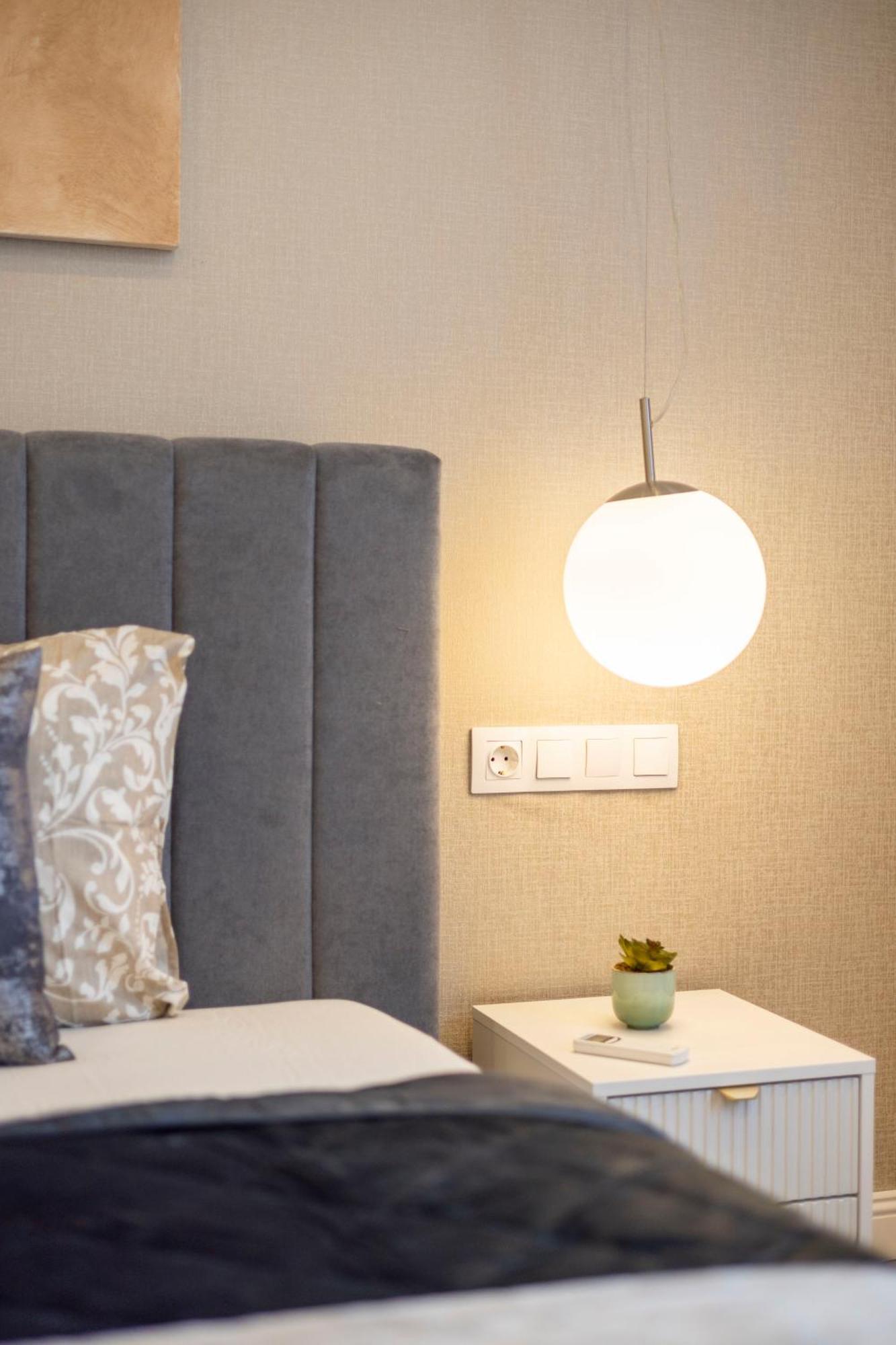 Luxury & Classy Central Apartment With 3Bedrm, 2Bathrm 부다페스트 외부 사진